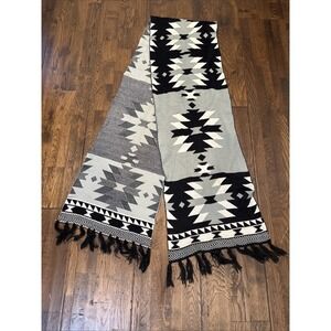 Native Northwest 100% Viscose 36" X 28" Vintage Large Lightweight Wrap Scarf